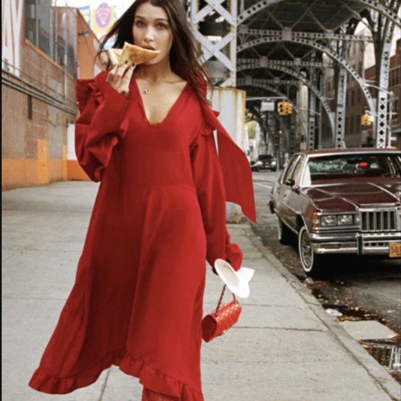 VETEMENTS Spring 2016  Runway Over-Sized Red Dress - Picture 10 of 15